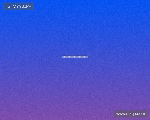 指尖的旋律，心间的低语——钢琴师与她的情人